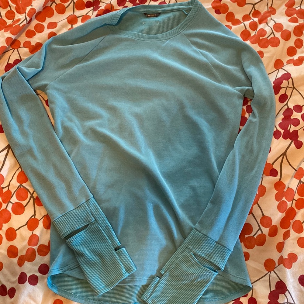 Oiselle flyout wool